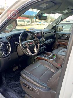 GMC Sierra